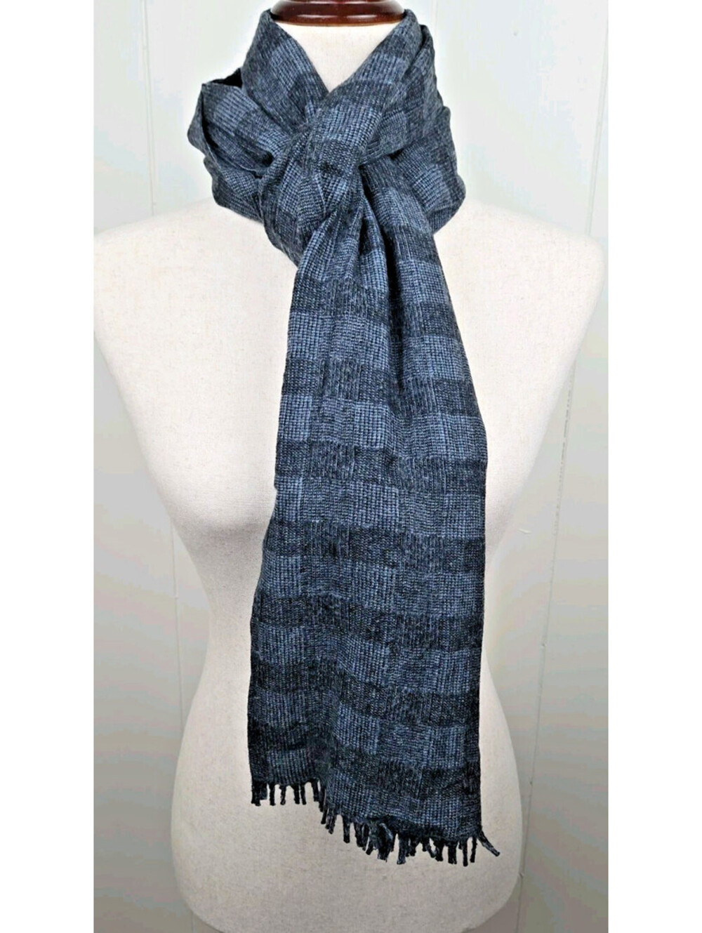 John Varvatos USA Cotton Wool Scarf Blue Gray Plaid Fringe Warm Light 17"